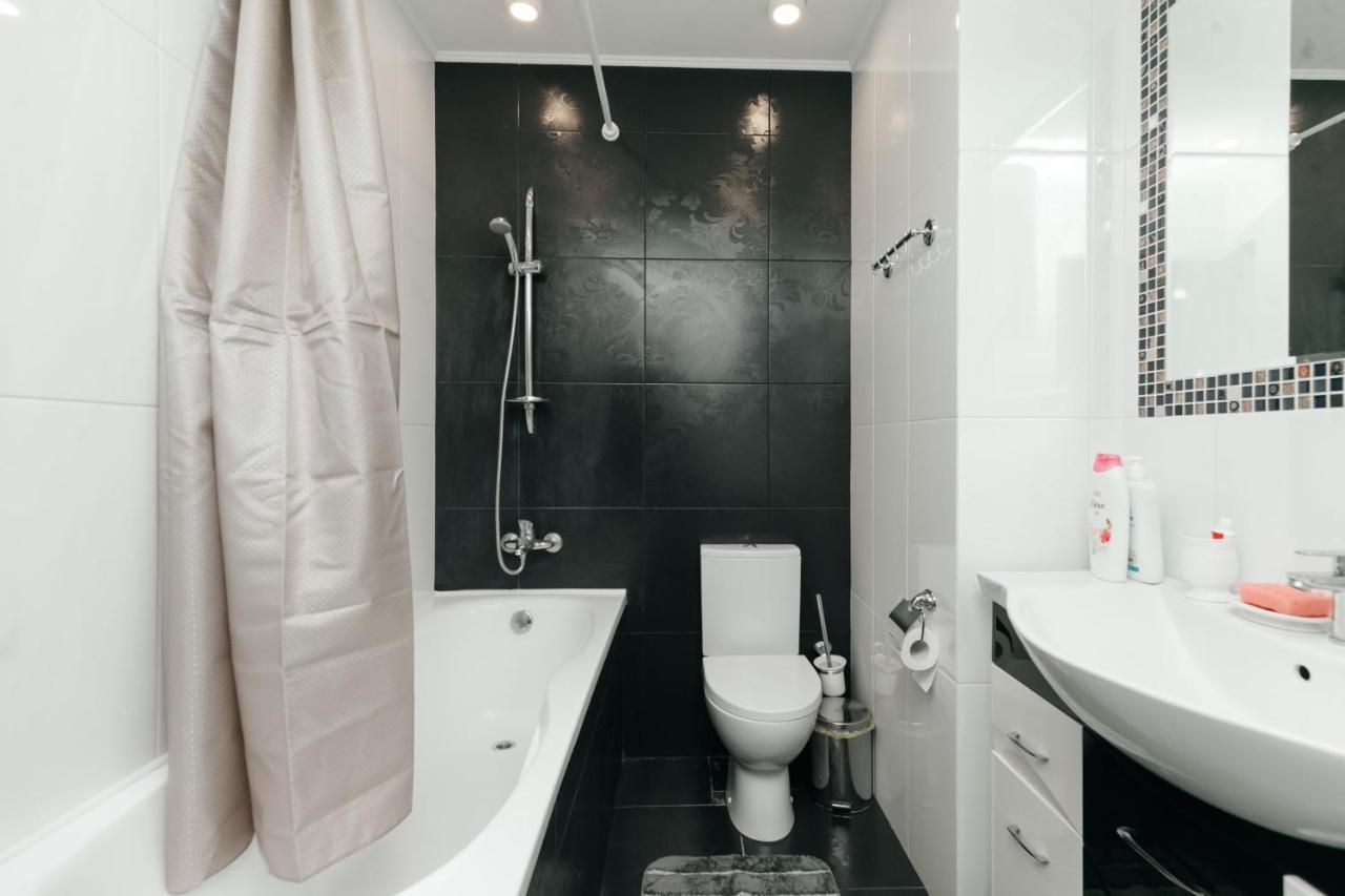 City Center Lev Tolstoi Residence Chişinău Extérieur photo