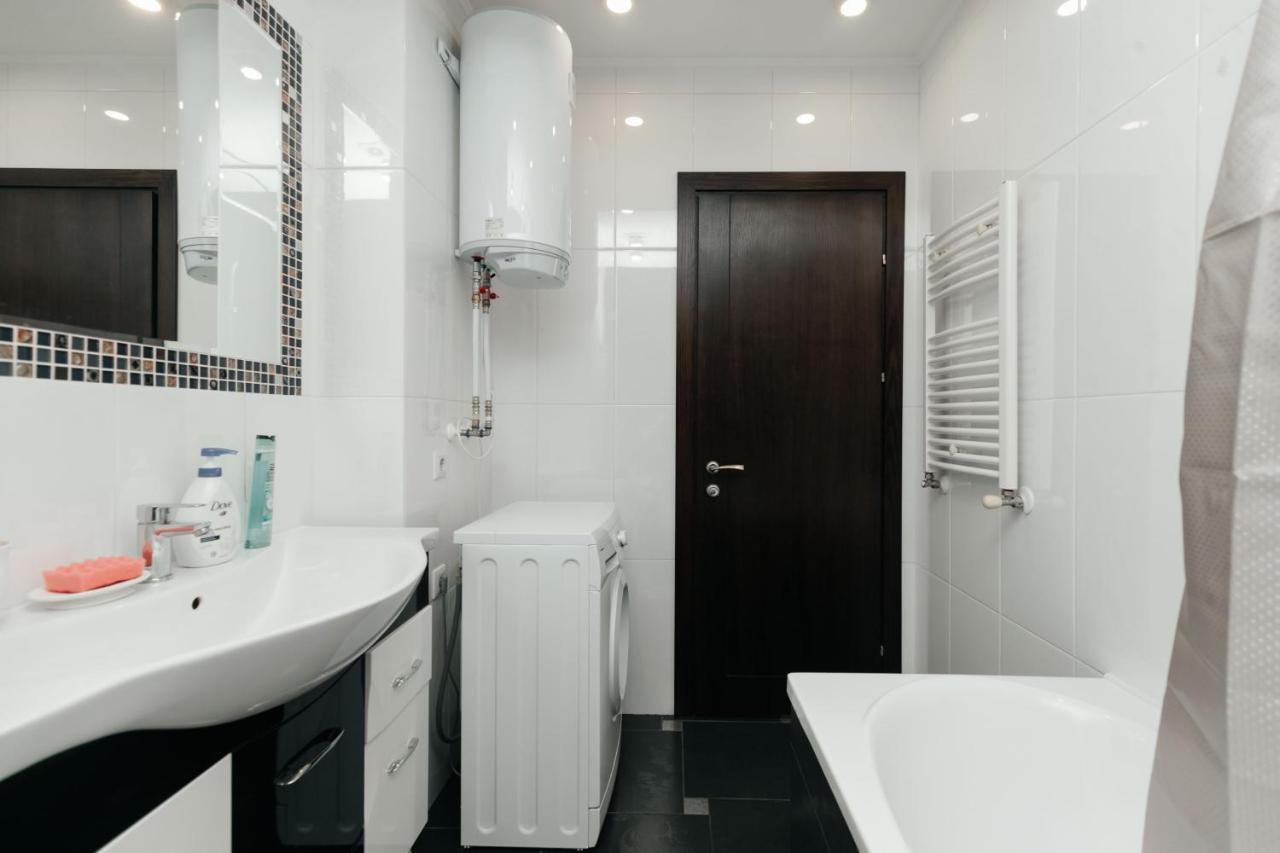 City Center Lev Tolstoi Residence Chişinău Extérieur photo