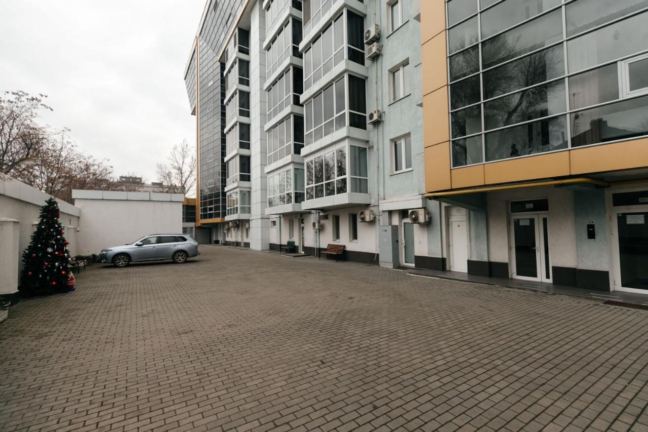 City Center Lev Tolstoi Residence Chişinău Extérieur photo